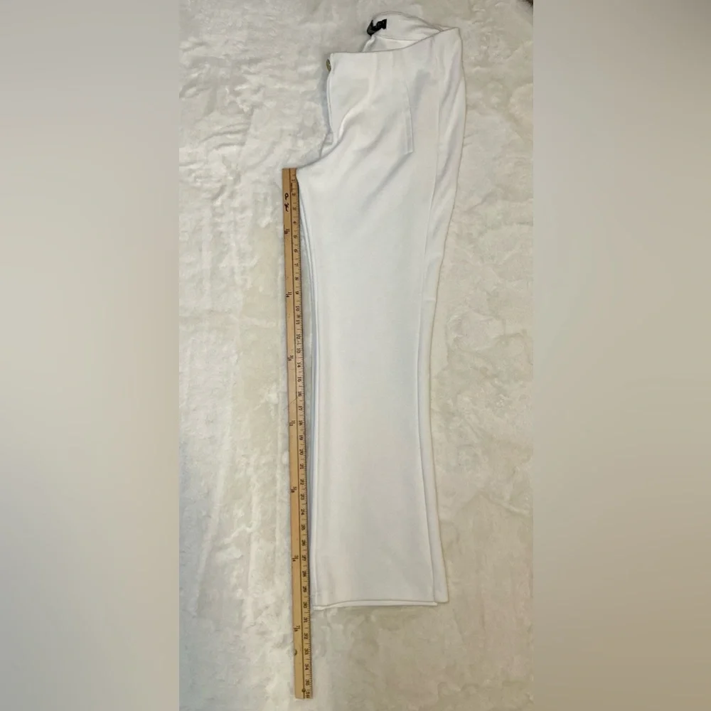 Elegant White Trousers - Picture 5 of 6